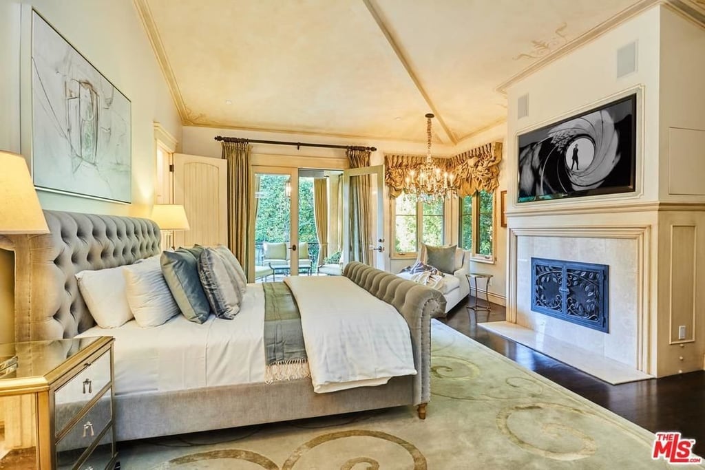 Britney Spears Beverly Hills Mansion Photos