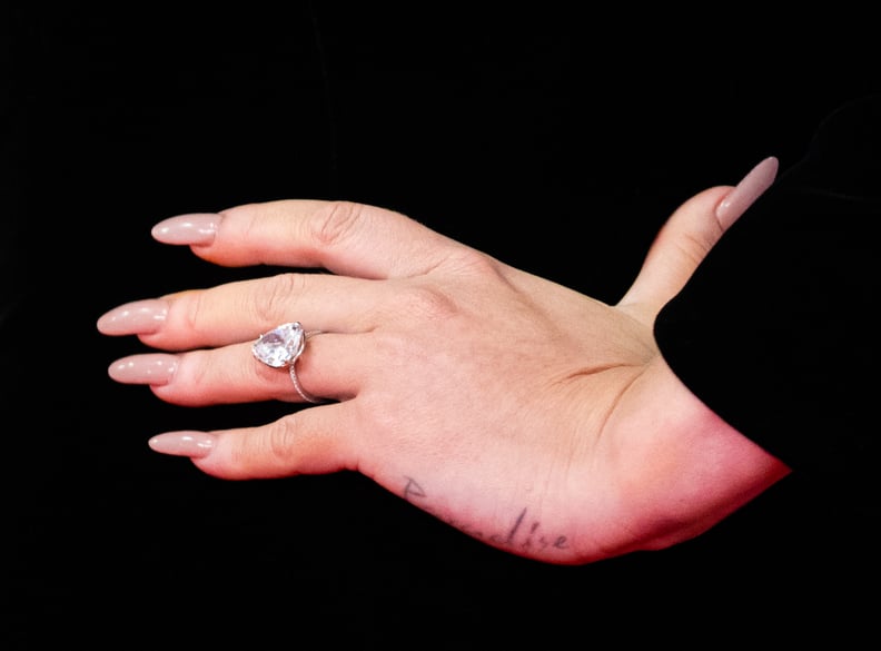 Adele's Nude-Pink Manicure at the 2022 BRIT Awards