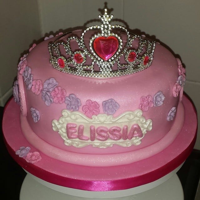 Pretty Princess Cake Delivery Chennai, Order Cake Online Chennai, Cake Home  Delivery, Send Cake as Gift by Dona Cakes World, Online Shopping India
