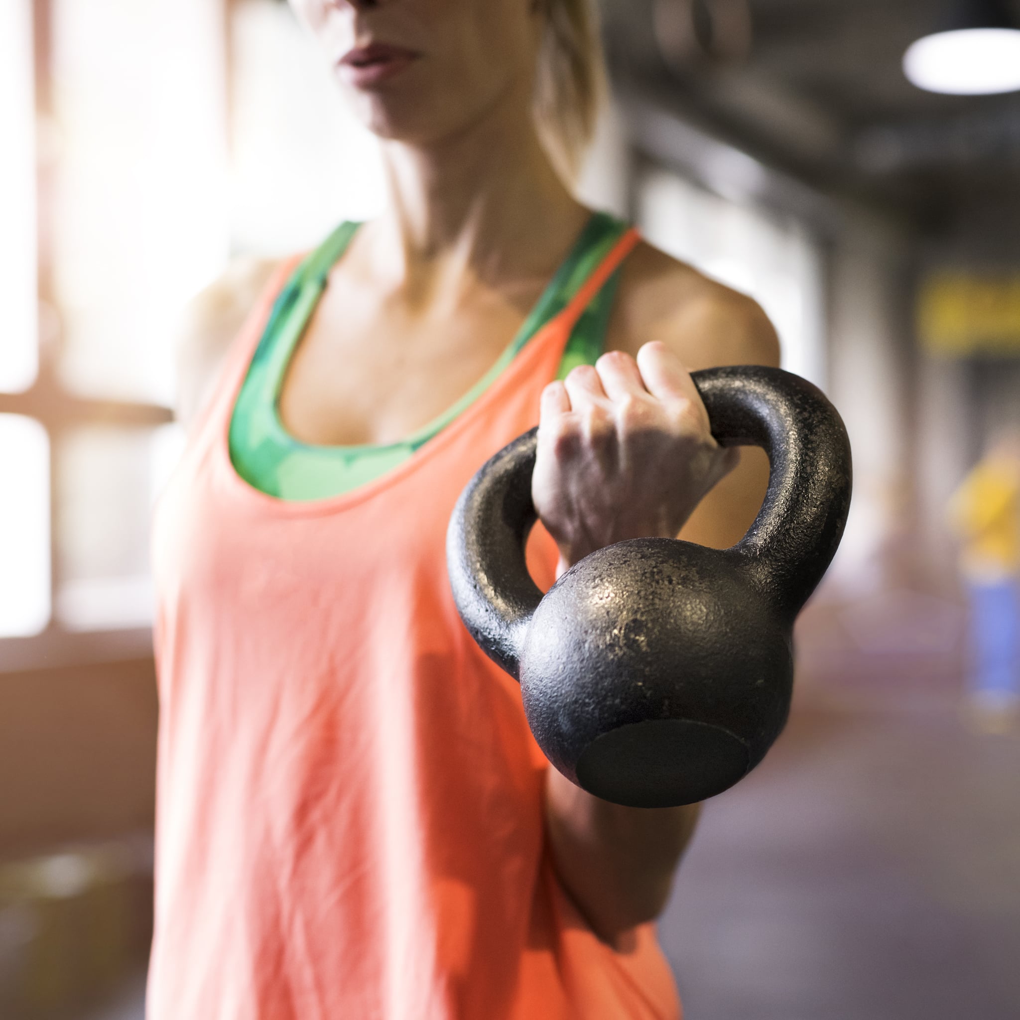 temperatur bandage tør Kettlebell Workouts Straight From YouTube You Can Do at Home | POPSUGAR  Fitness