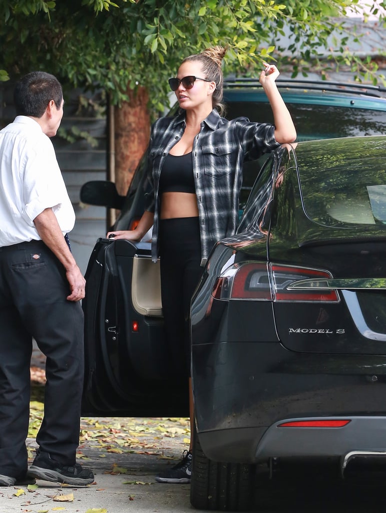 Chrissy Teigen Shows Baby Bump in LA November 2015