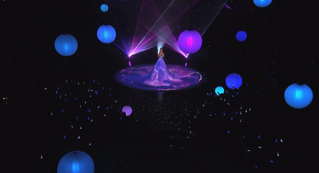 Jennifer Lopez's White Ball Gown on American Idol Jennifer Lopez's White Ball Gown on American Idol