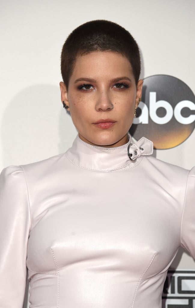 Halsey Halsey | Hair and Makeup at the American Music Awards 2016 | POPSUGAR ...