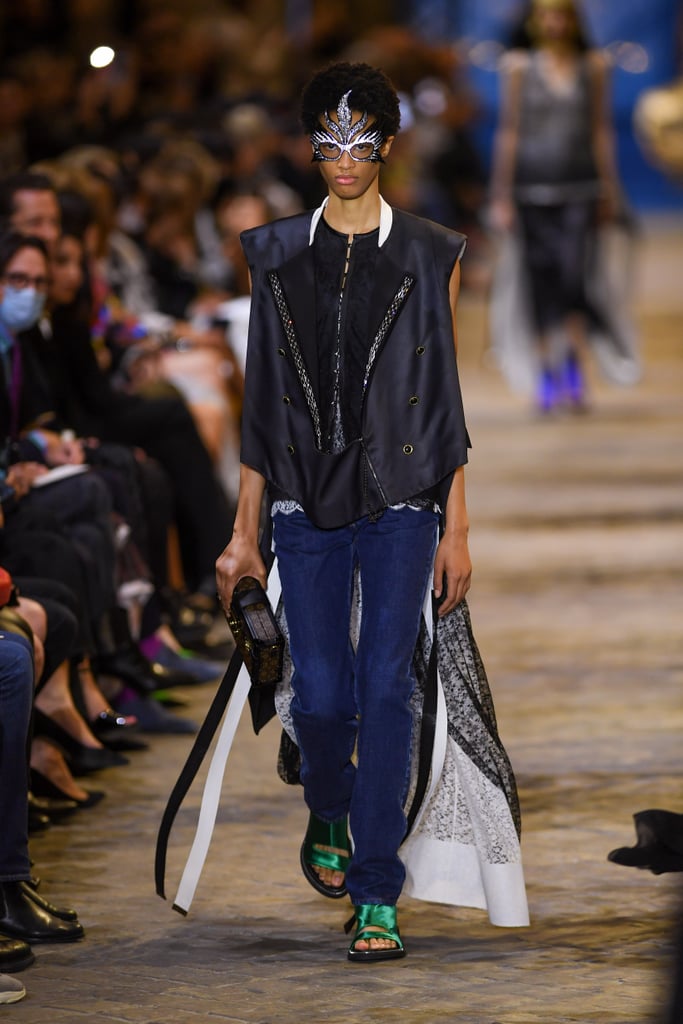 Louis Vuitton Spring 2022 Look 10