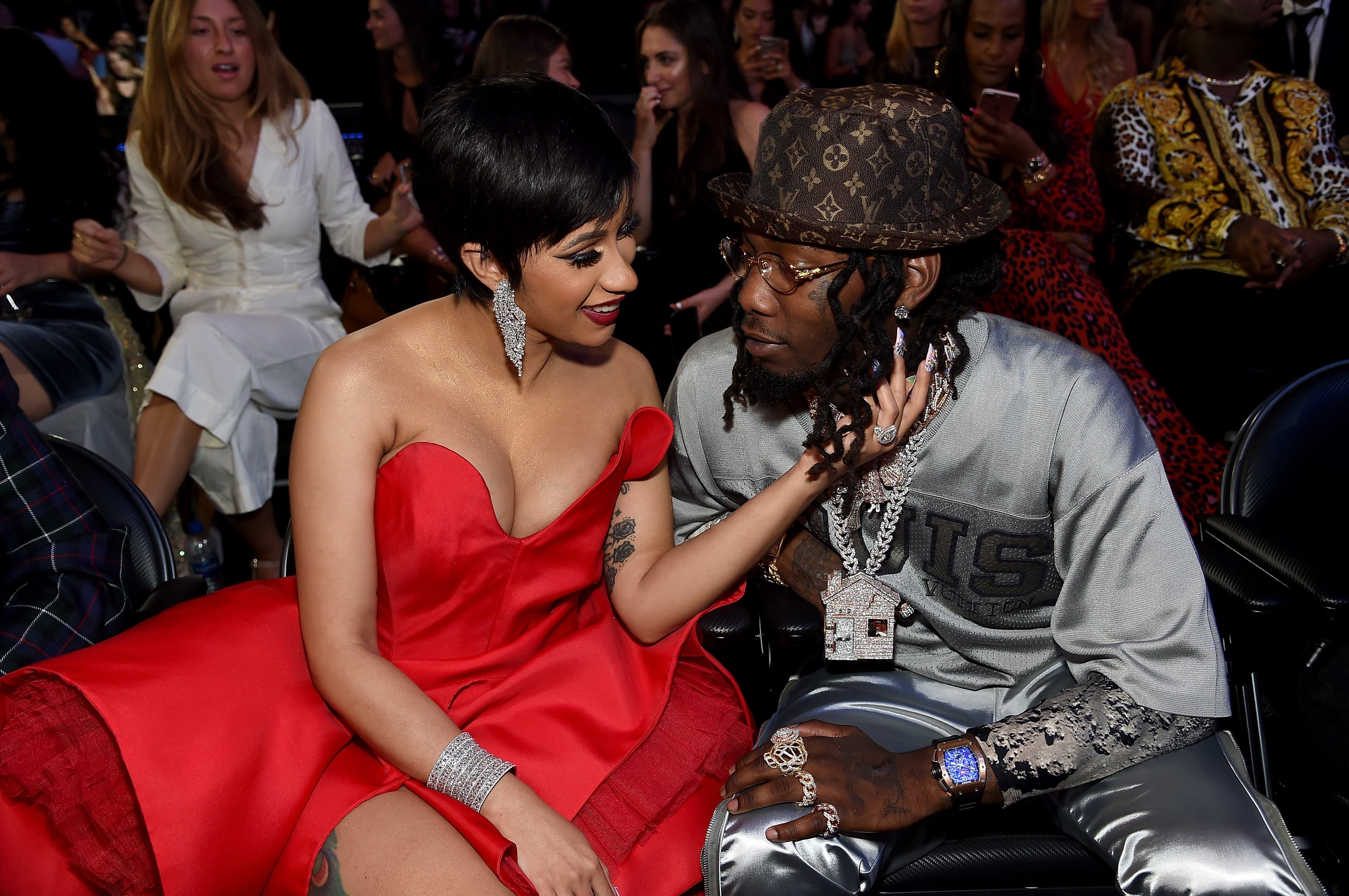 Offset rapper discount wedding ring