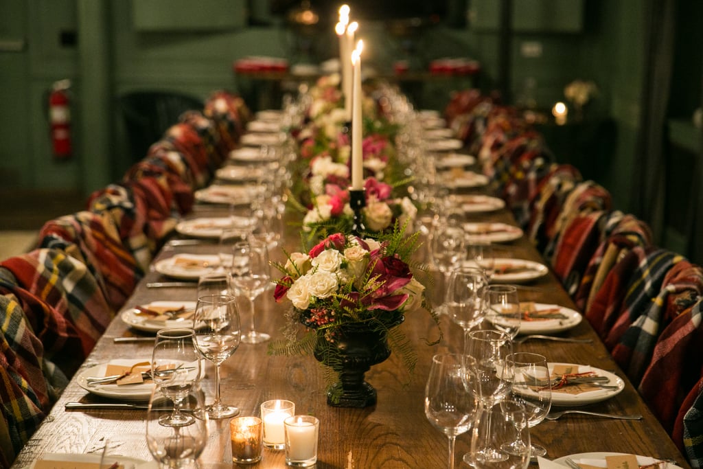 Inspirasi Makan Malam Romantis  dengan Dekorasi  Hiasan Meja  