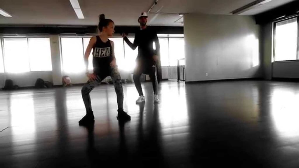 An 11-Year-Old Girl's "Anaconda" Moves
