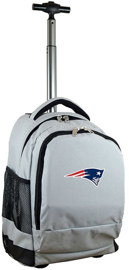 smallest wheeled backpack