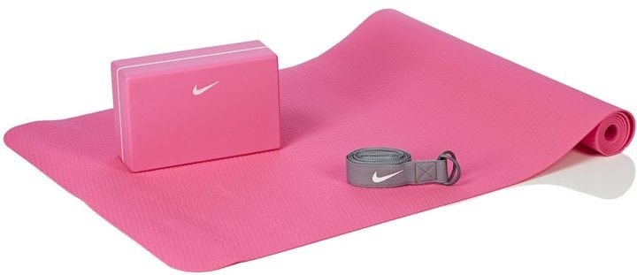 nike essential yoga kit