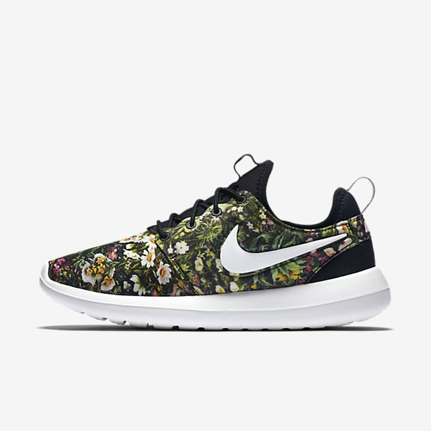 Nike women's floral best sale shoes
