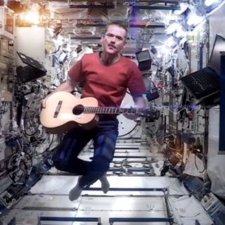Astronaut Chris Hadfield "Space Oddity" Video