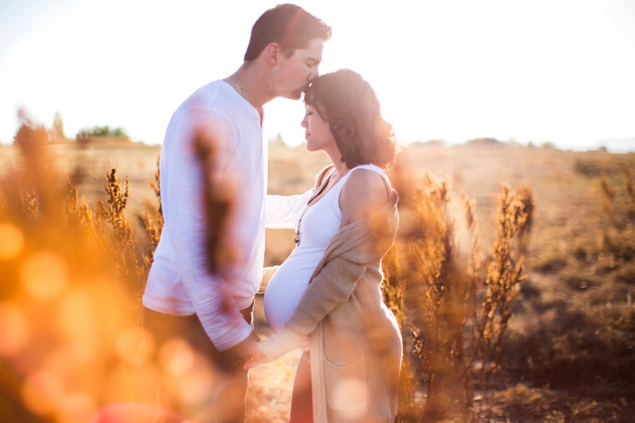Pretty Maternity Photo Ideas