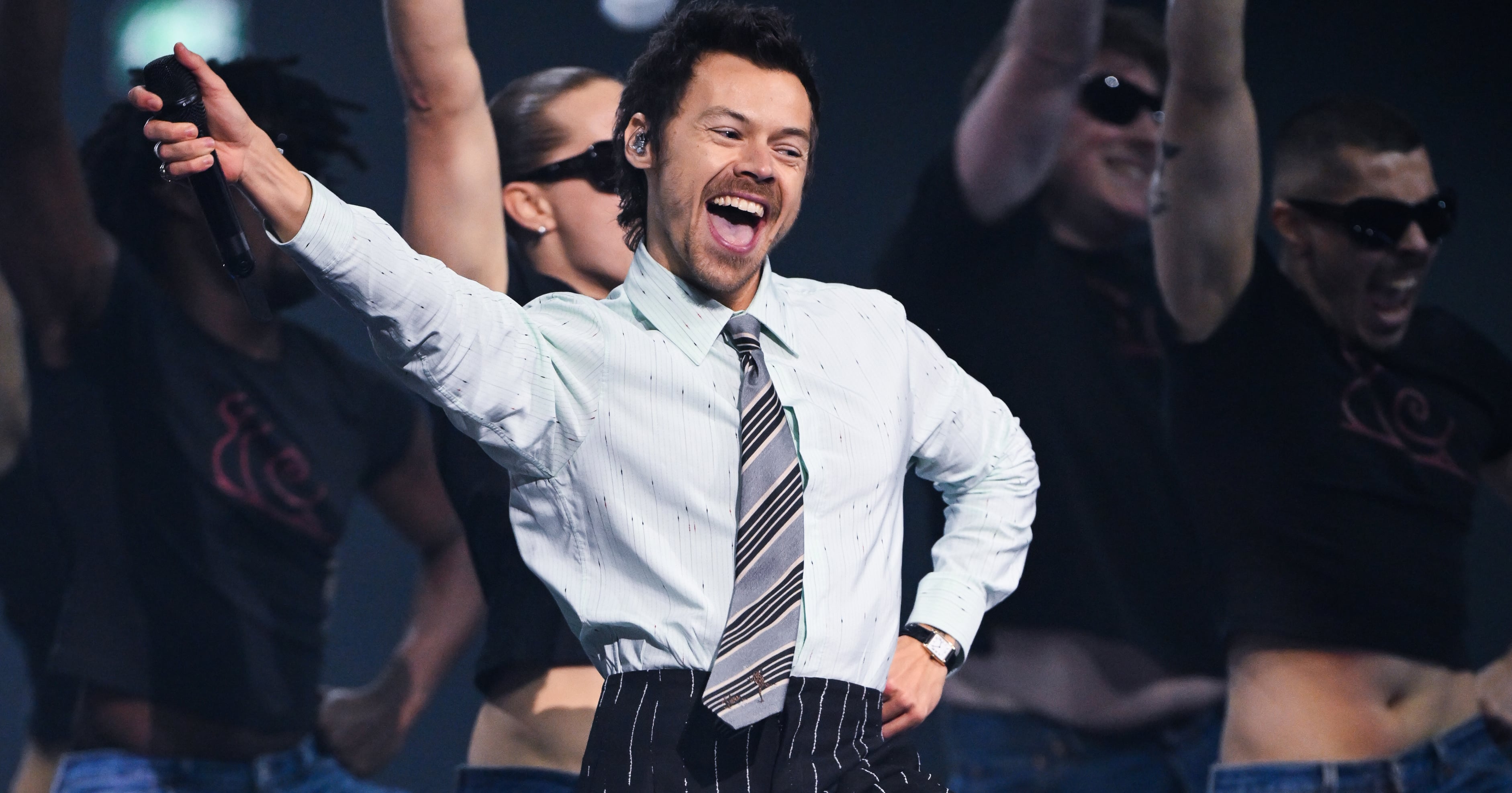 How to Dress For Harry Styles&rsquo;s &ldquo;Together, Together&rdquo; Disco-Inspired Tour