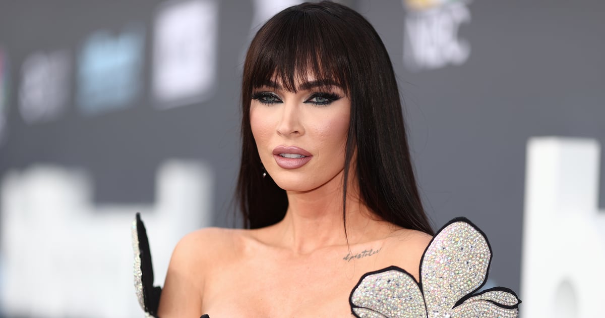 Megan Fox Texts Her Stylist That She Cut Open Her Jumpsuit to Have Sex.jpg