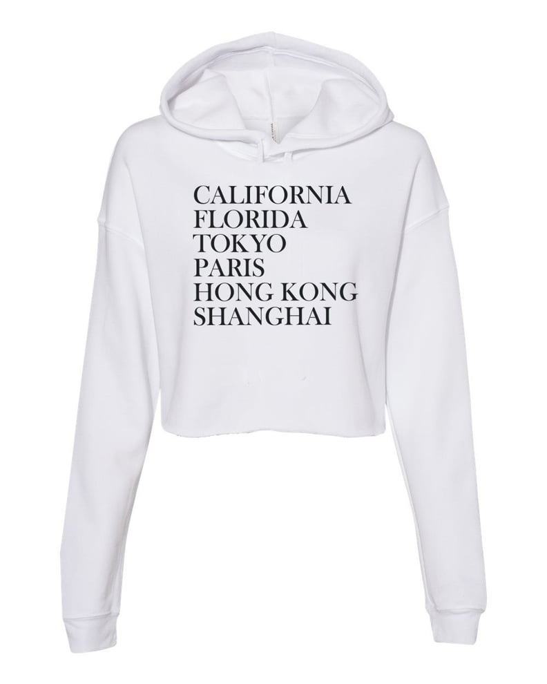 Magical Destinations Women's Cropped Fleece Hoodie in White