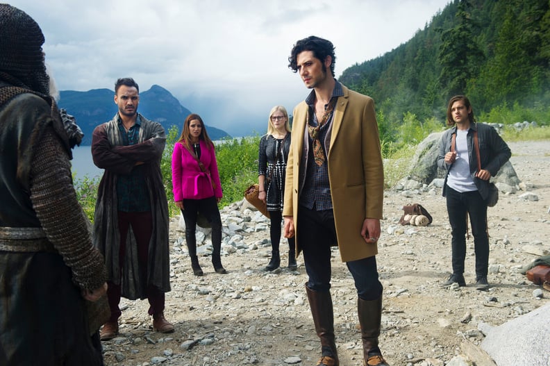 THE MAGICIANS, (from left): Arjun Gupta, Summer Bishil, Olivia Taylor Dudley, Hale Appleman, Jason Ralph, 'Knight of Crowns', (Season 2, ep. 201, aired Jan. 25, 2017). photo: Carole Segal / Syfy / Courtesy: Everett Collection