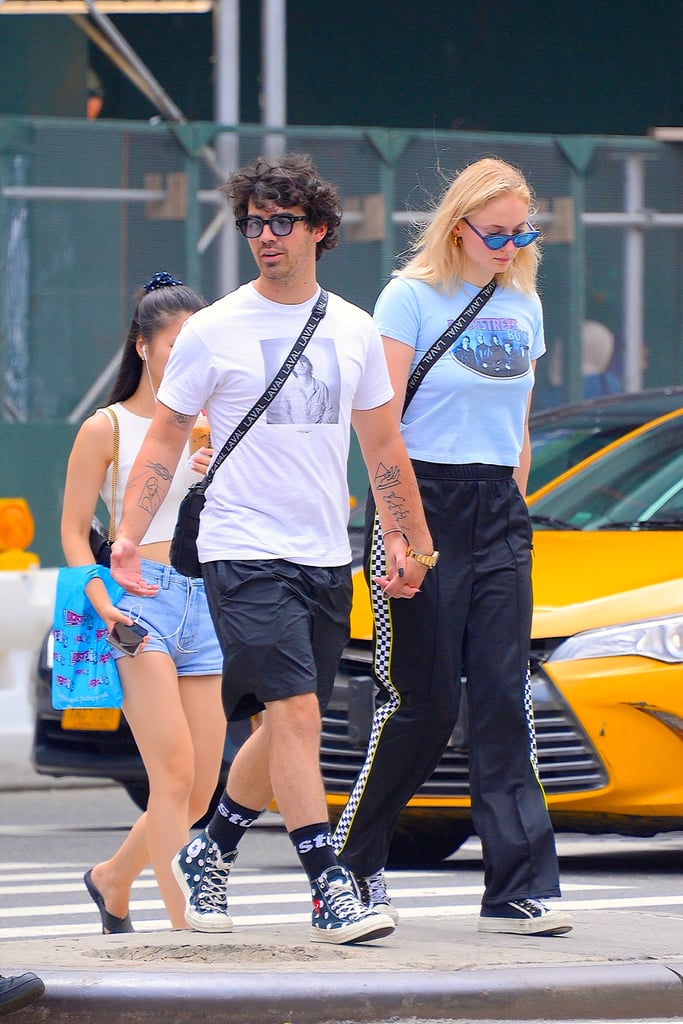 Sophie Turner and Joe Jonas Kiss in New York | August 2018