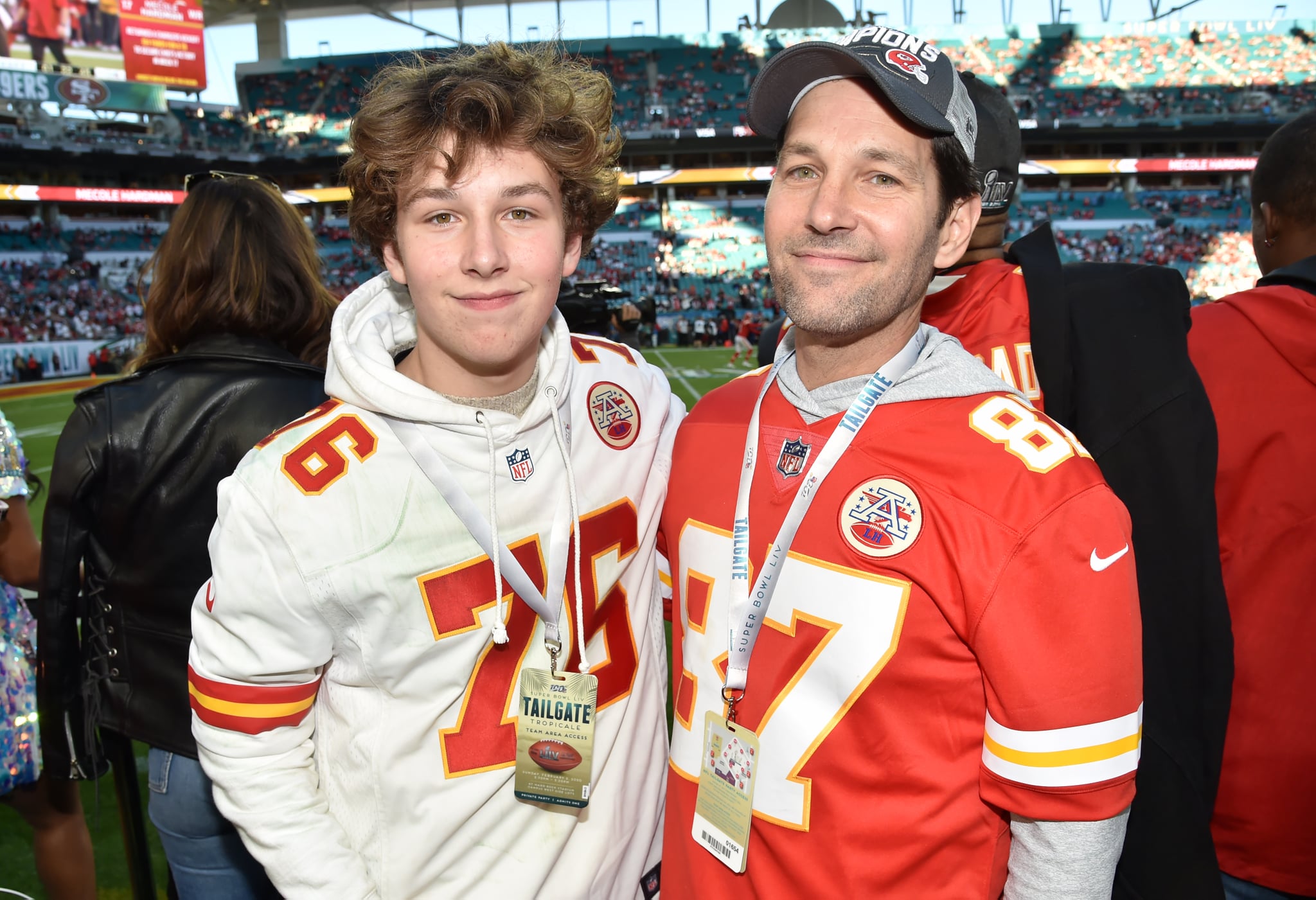 MIAMI GARDENS, FLORIDA - FEBRUARY 02: (L-R) Jack Sullivan Rudd and Paul Rudd attend the Super Bowl LIV at Hard Rock Stadium on February 02, 2020 in Miami Gardens, Florida. (Photo by Jeff Kravitz/FilmMagic)