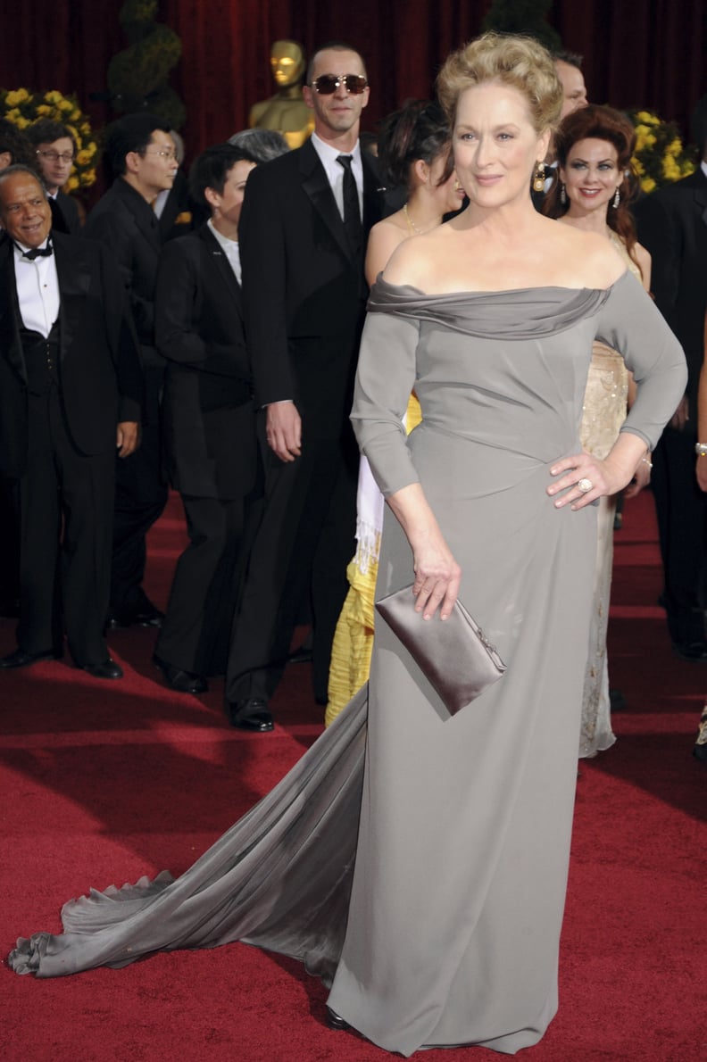 She Wore a Gorgeous Gray Column Gown at the 2009 Oscars