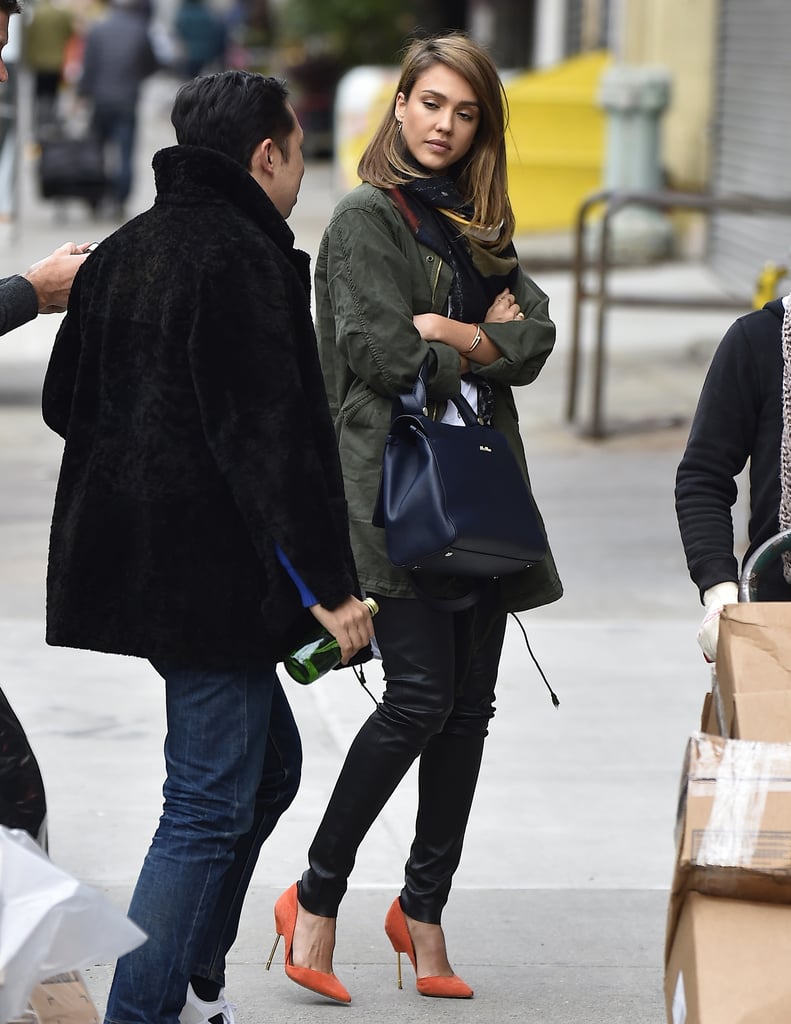 Jessica Alba Adds Pop of Color to Outfit October 2015