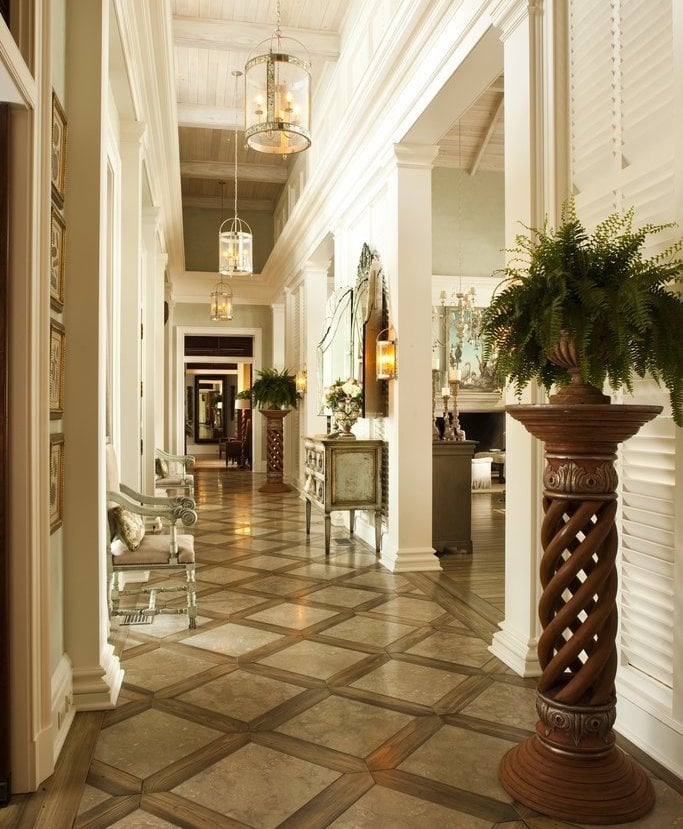 Paula Deen Sells Savannah, GA, Estate