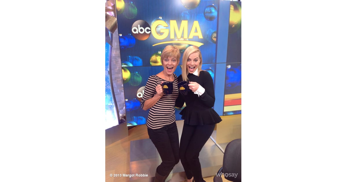 Margot Robbie and her mom showed off their new GMA coffee mugs while