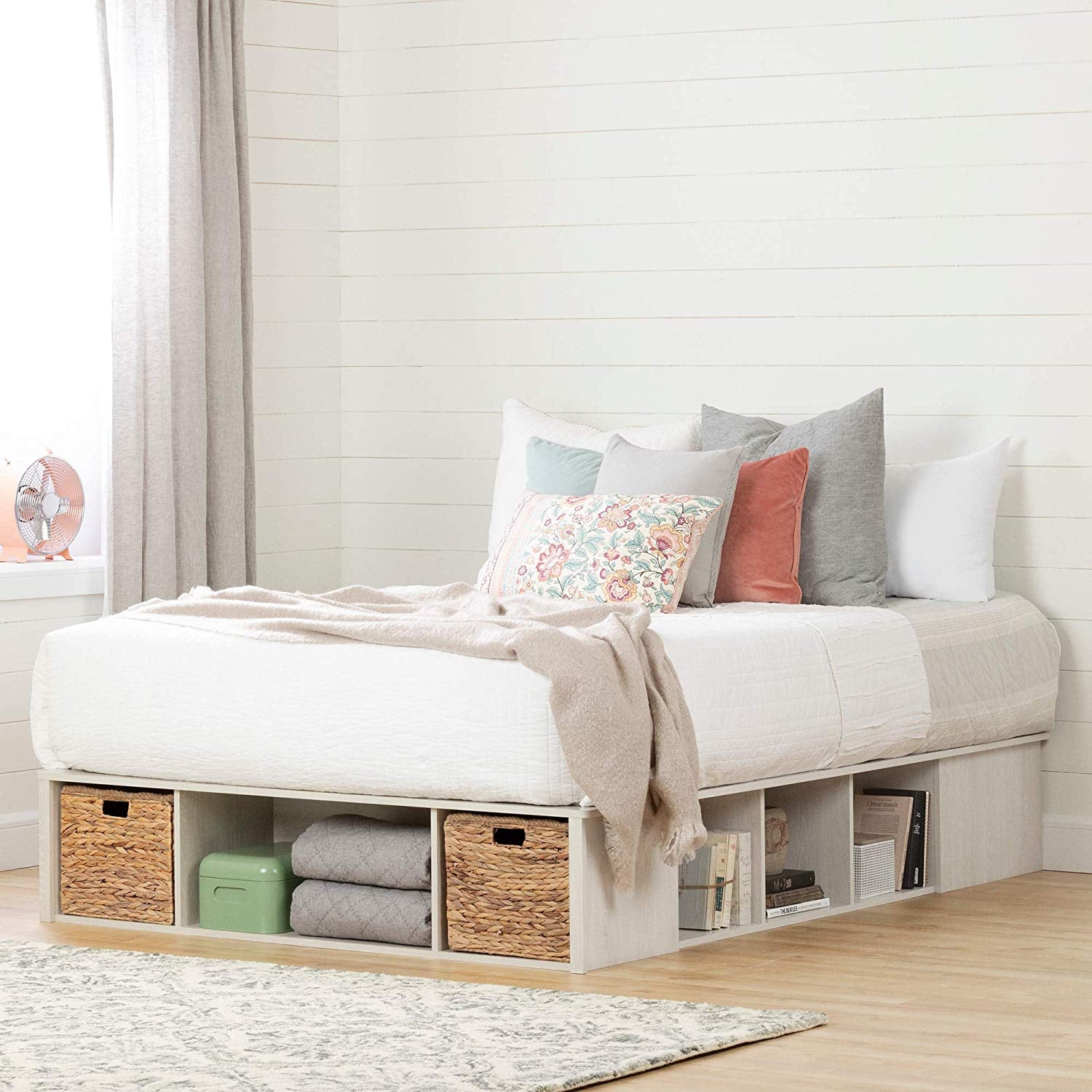 Best Space-Saving Bedroom Furniture and Decor on