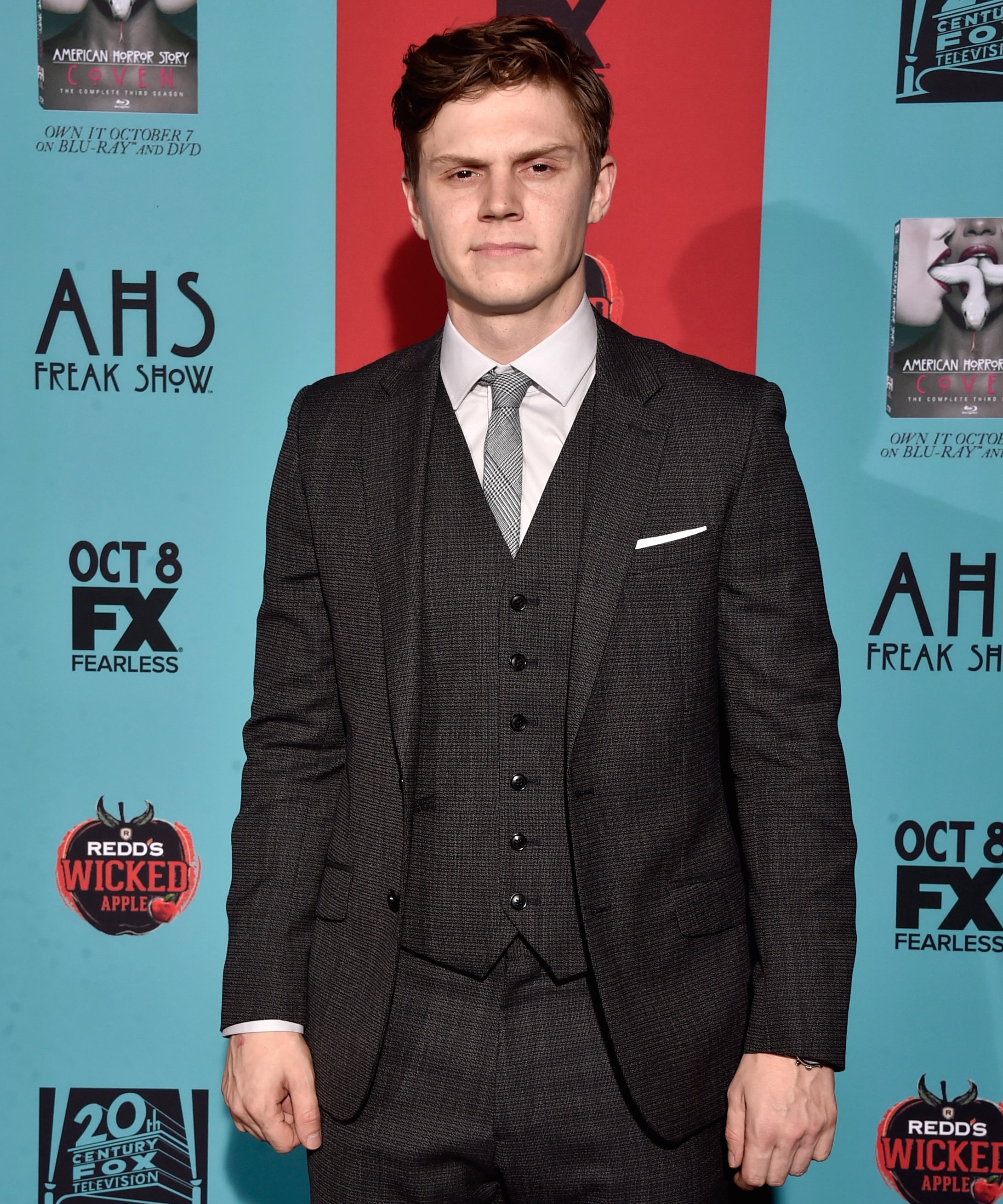 freakshow di storie horror americane di evan peters