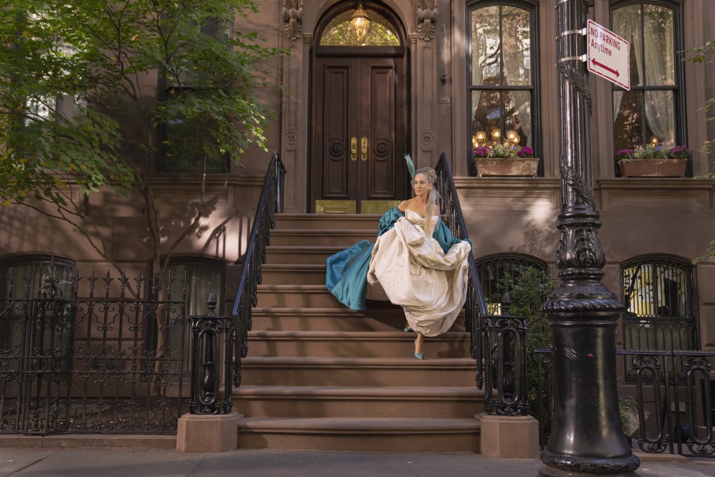 Carrie Bradshaw's Wedding Dress for the Met Gala in "And Just Like That" Season 2, Episode 1