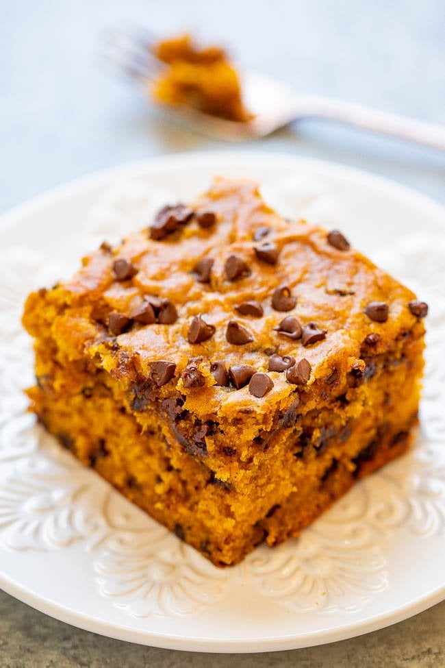 Pumpkin Chocolate Chip Cake