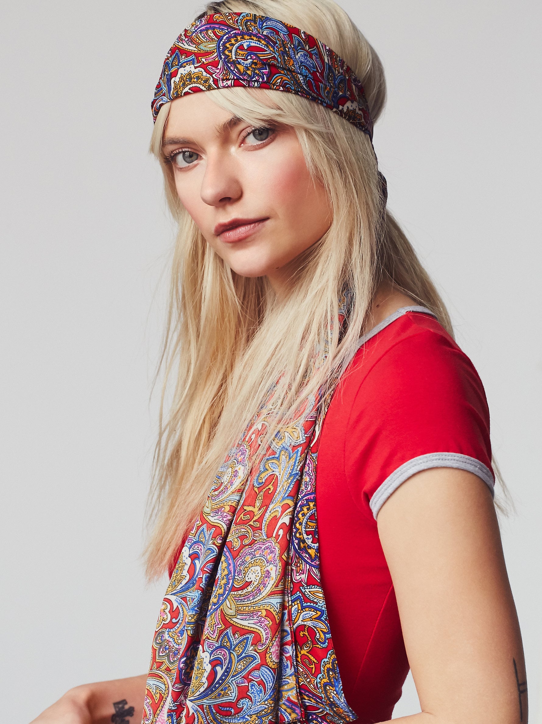 The Ultimate Guide to Hair Scarves  HOWTOWEAR Fashion