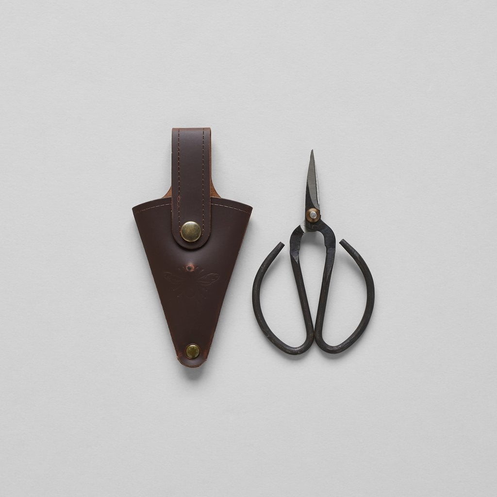 Bloomist Scissors in Recycled Leather Pouch