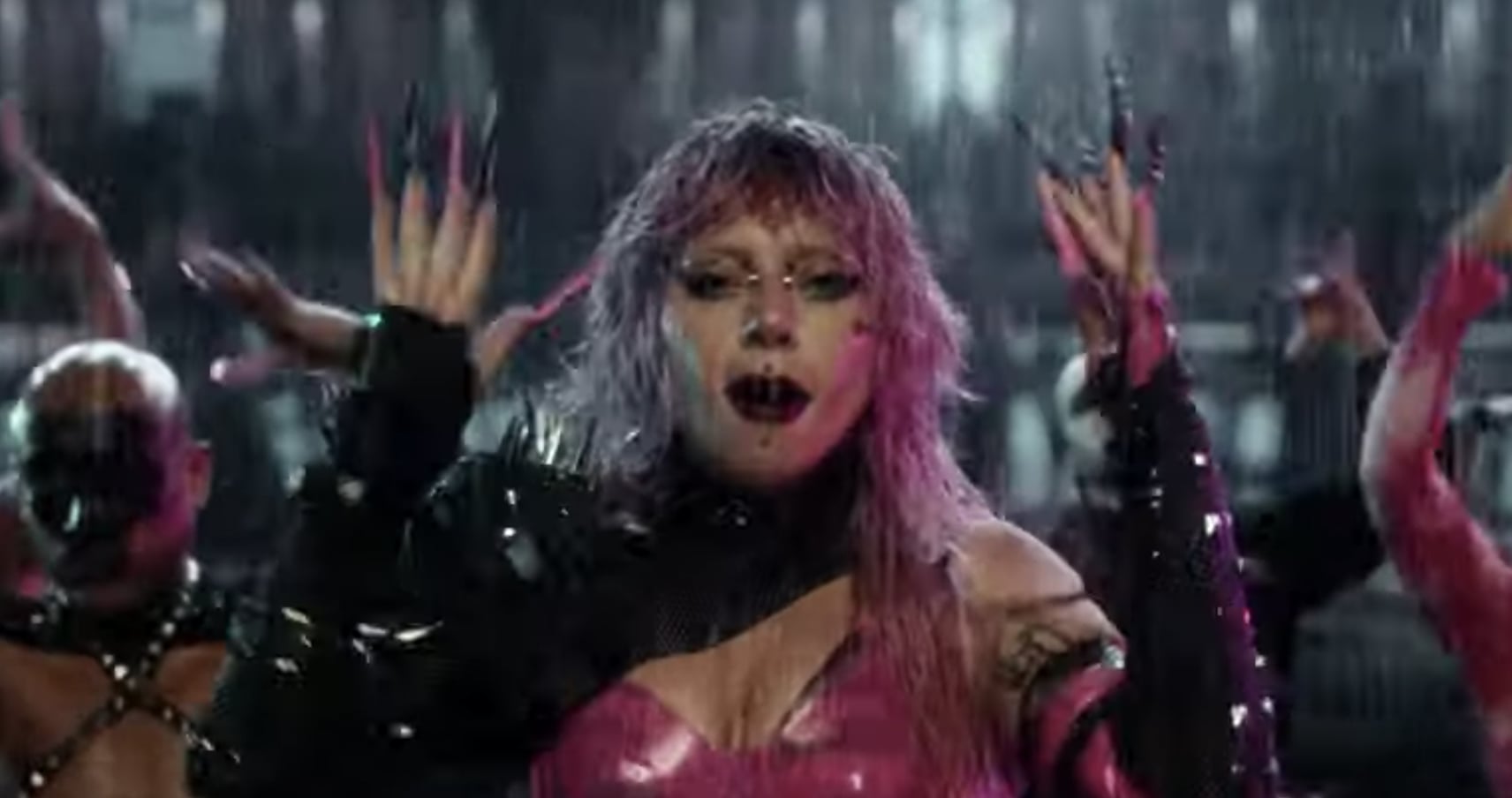 Lady-Gaga-Six-Inch-Nails.png