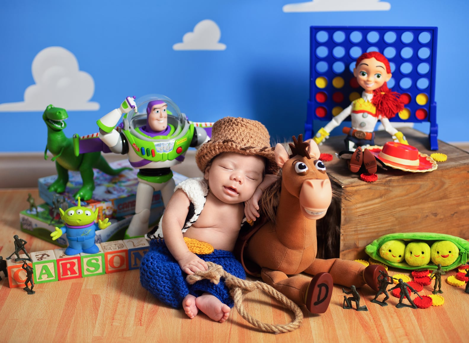 Toy Story Newborn Twins Photo Shoot PS Family(02)