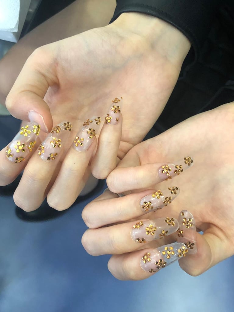 Bejeweled Flowers: Paula Knorr Spring 2020