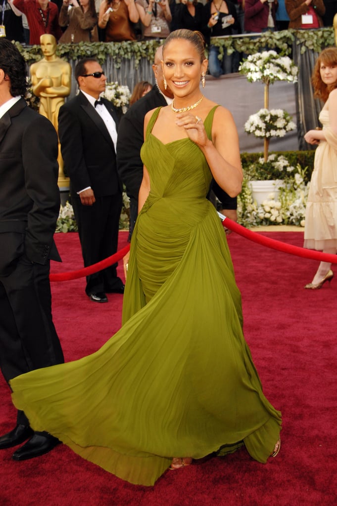 Jennifer Lopez at the 2006 Oscars