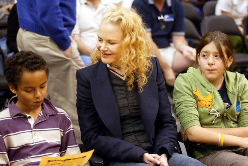 LOS ANGELES - DECEMBER 25:  Actress Nicole Kidman and her children Connor (L) and Isabella (R) attend a game between the Los Angeles Lakers and the Miami Heat at the Staples Center December 25, 2004 in Los Angeles, California. NOTE TO USER: User expressly