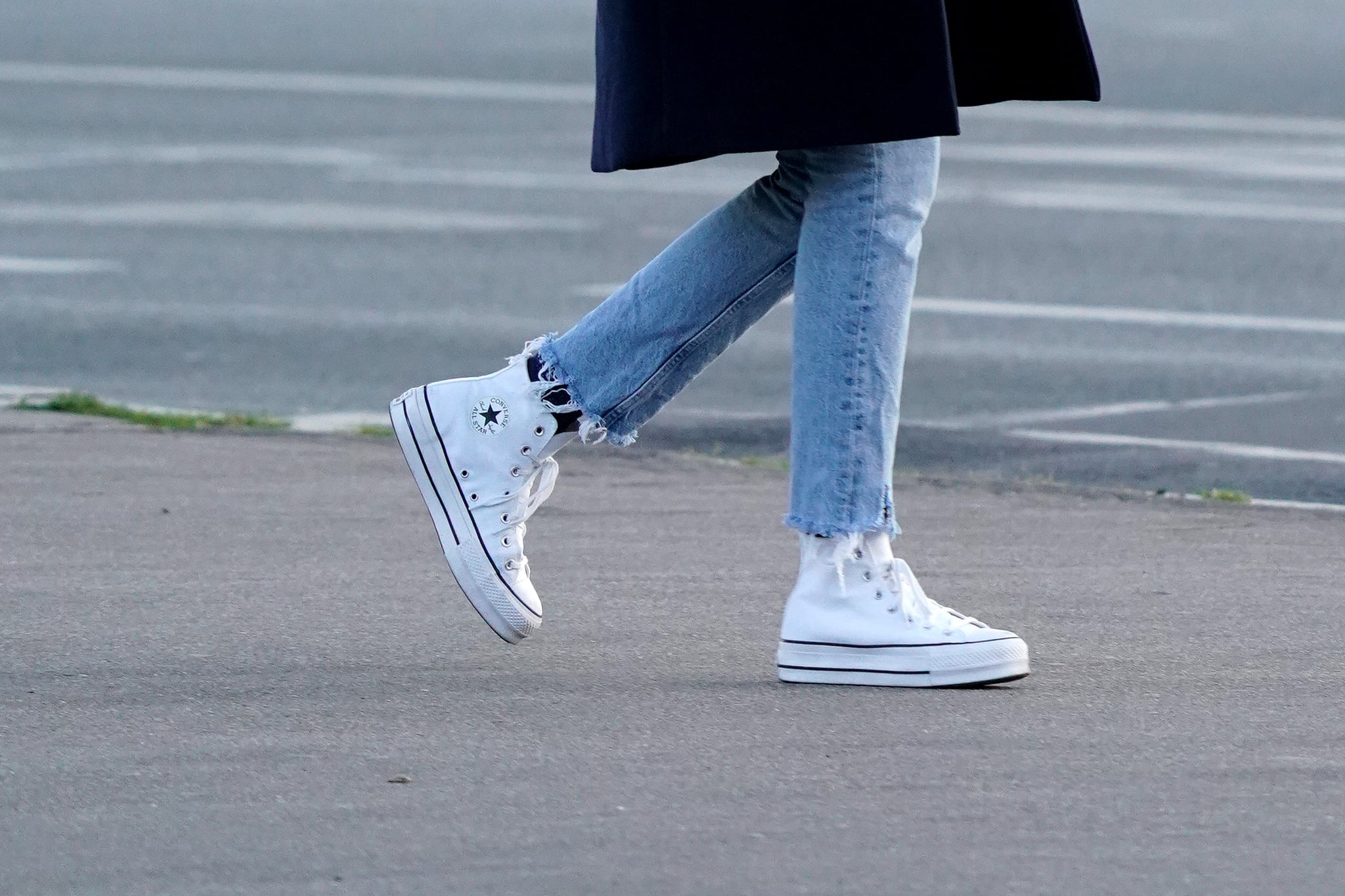 jeans with cut off bottoms