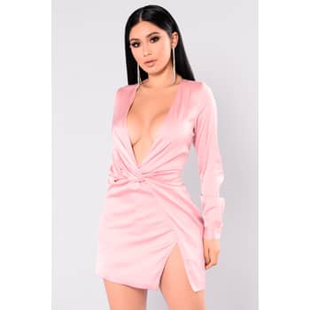 kylie jenner pink dress fashion nova Kylie Jenner Fashion Nova Dress