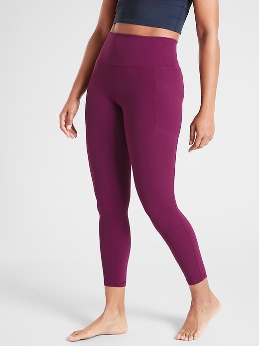 Athleta Salutation Stash Pocket II 7/8 Tight