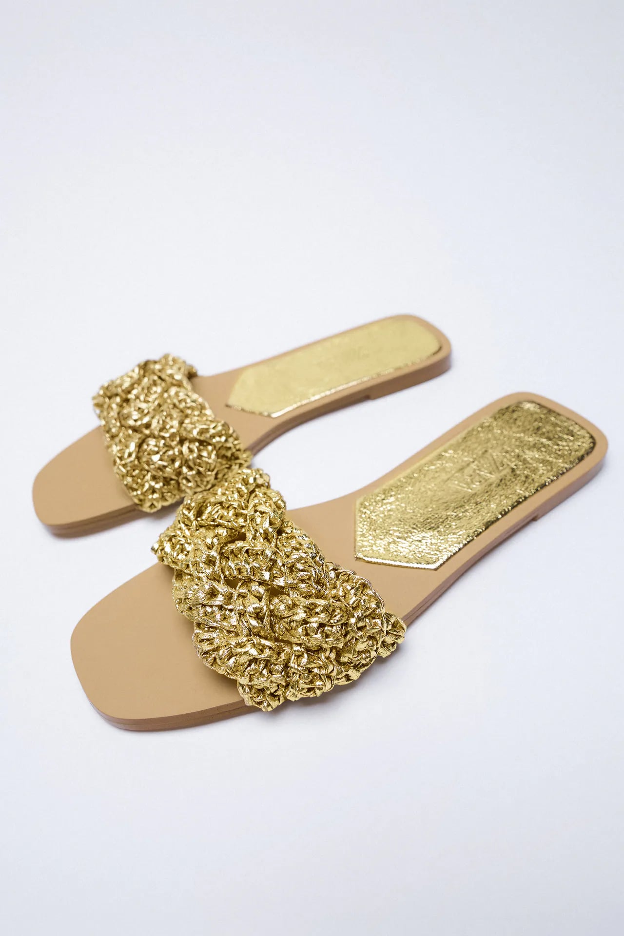 Sale of high Quality Zara Sandals, buy high Quality Zara Sandals, Ikeja —  Opor.ng