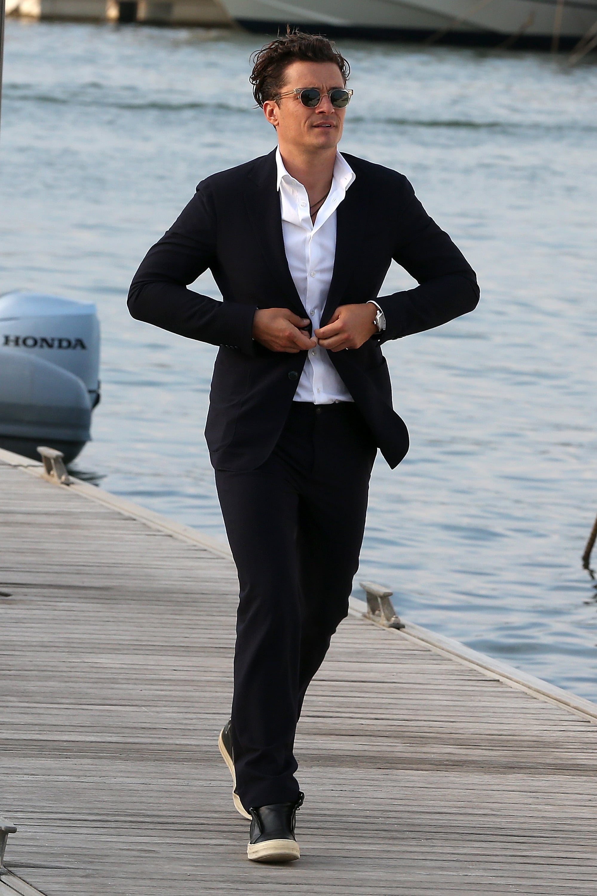Hot Pictures of Orlando Bloom 