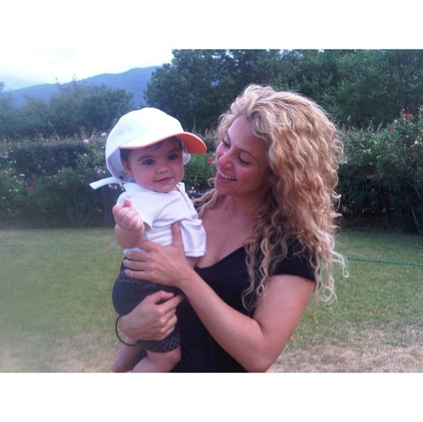 Shakira had fun in the sun with her son, Milan.
Source: Instagram user shakira
