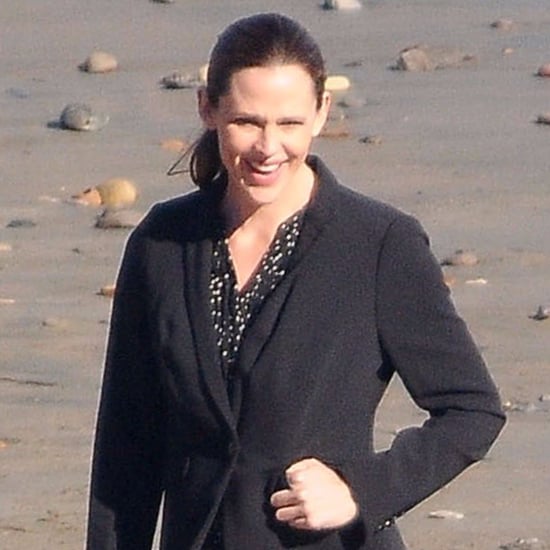 Jennifer Garner on Set of The Tribes of Palos Verdes