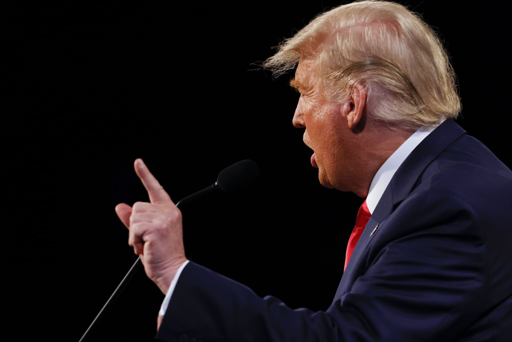 NASHVILLE, TENNESSEE - OCTOBER 22:  U.S. President Donald Trump debates Democratic presidential nominee Joe Biden at Belmont University on October 22, 2020 in Nashville, Tennessee. This is the last debate between the two candidates before the November 3 election.  (Photo by Jim Bourg-Pool/Getty Images)