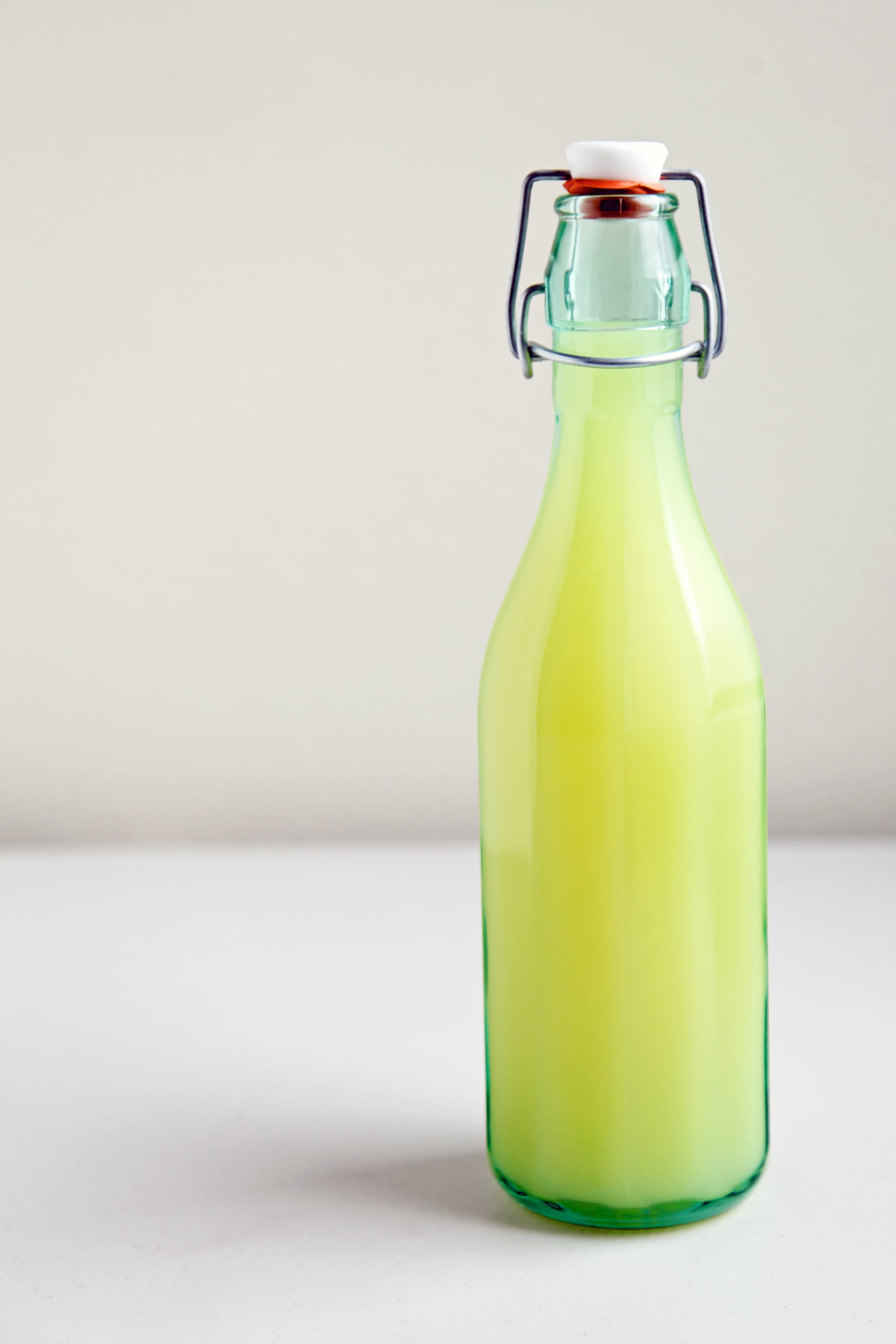 Best Limoncello Recipe - How To Make Limoncello