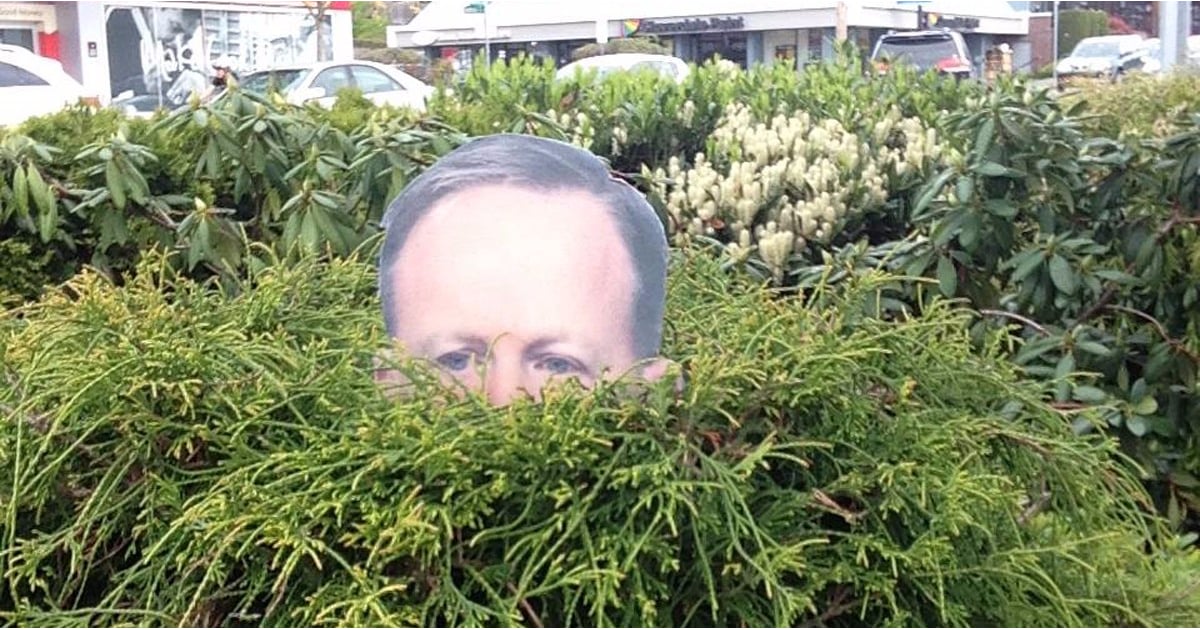 Sean Spicer Cutout Bush Decoration Popsugar News
