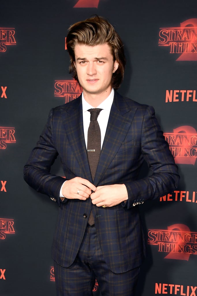 Joe Keery Sexy Pictures Popsugar Celebrity Uk