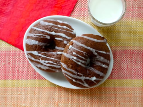 Baked Chocolate Cinnamon Doughnuts