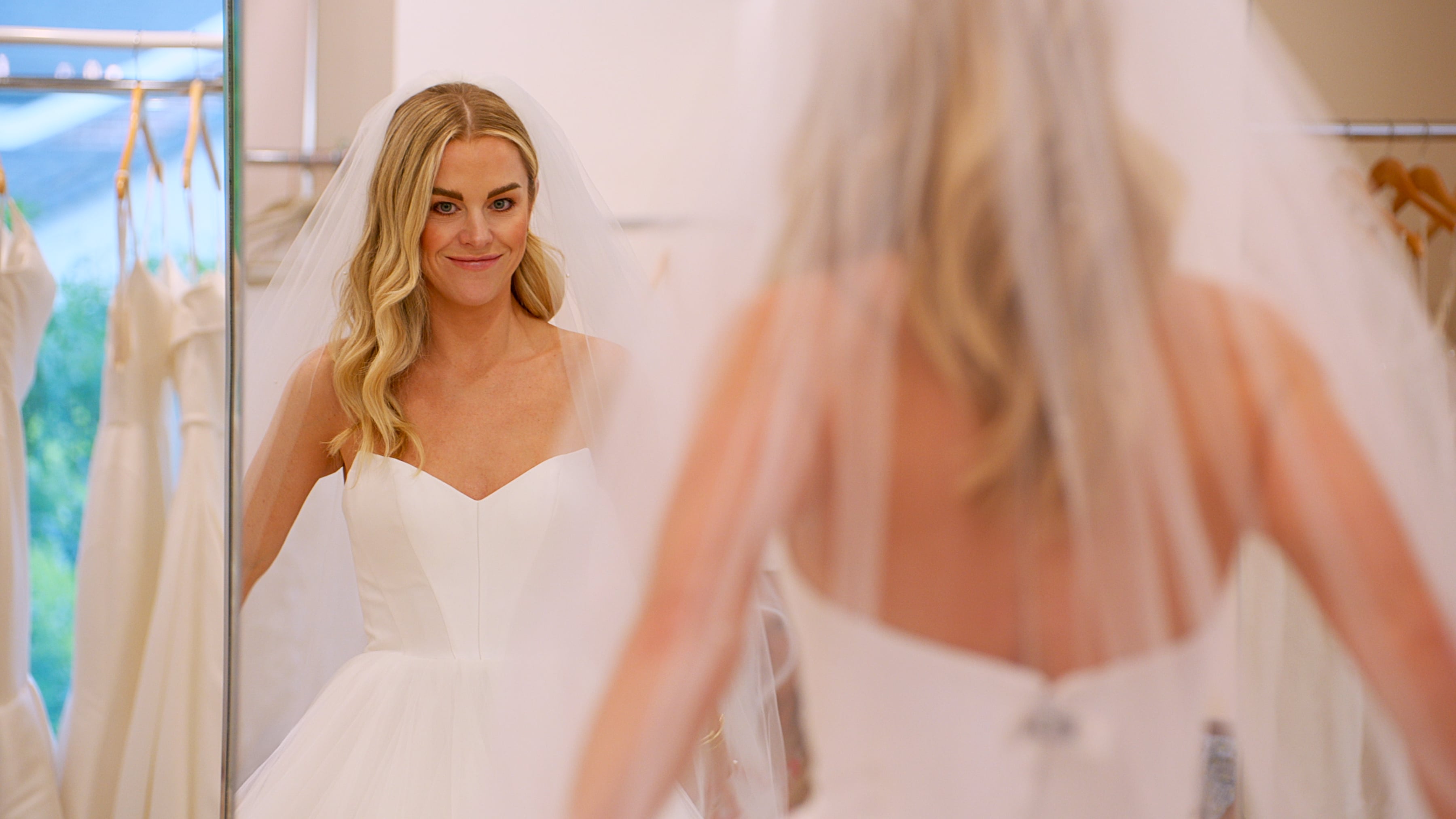 The Top 5 Newest Most Beautiful Bridal Gown Trends